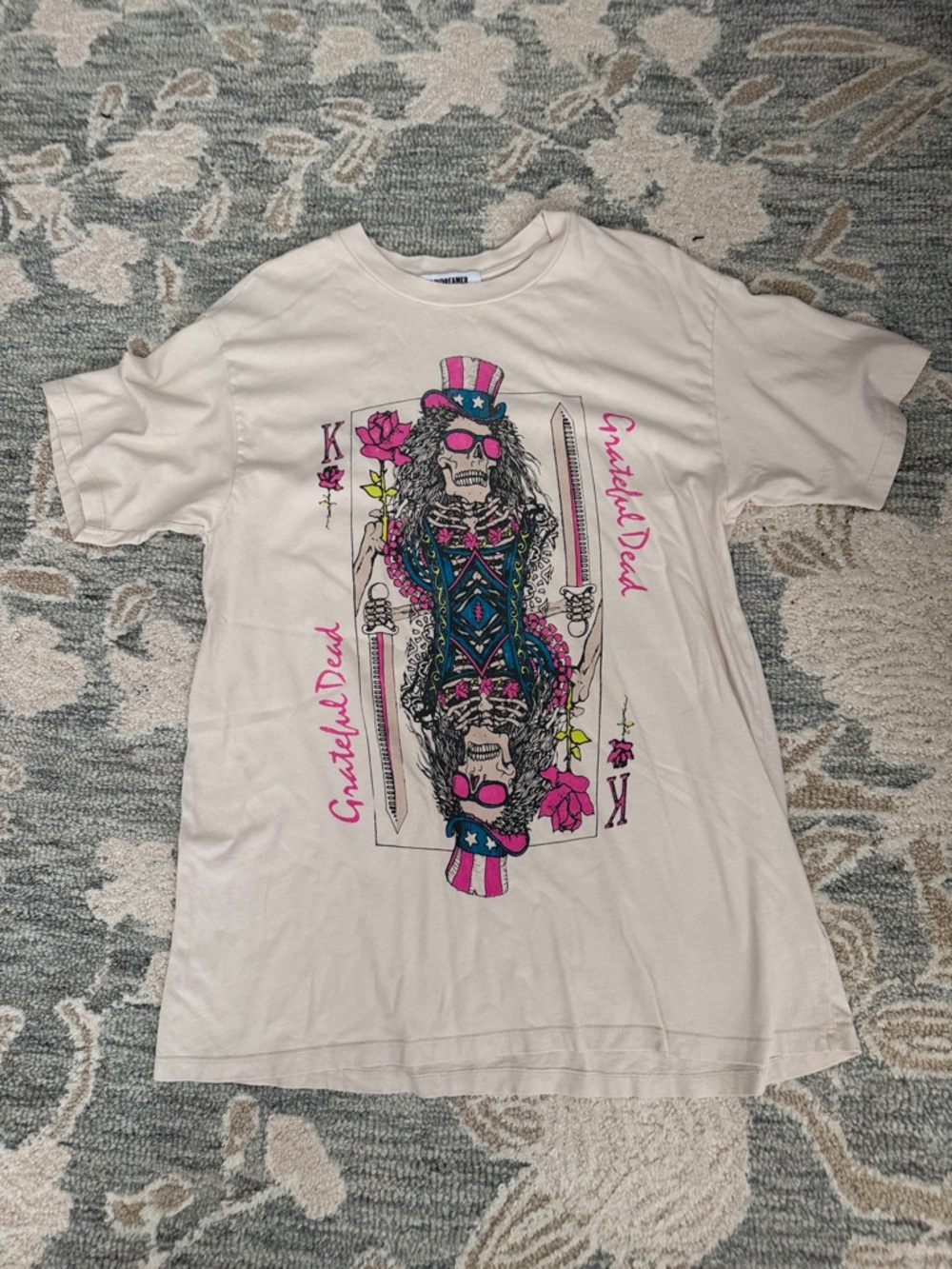 Grateful Dead King of Hearts Graphic Tee - Pink & Blue